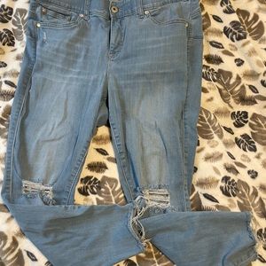 SALE ❗️Torrid bombshell skinny jeans